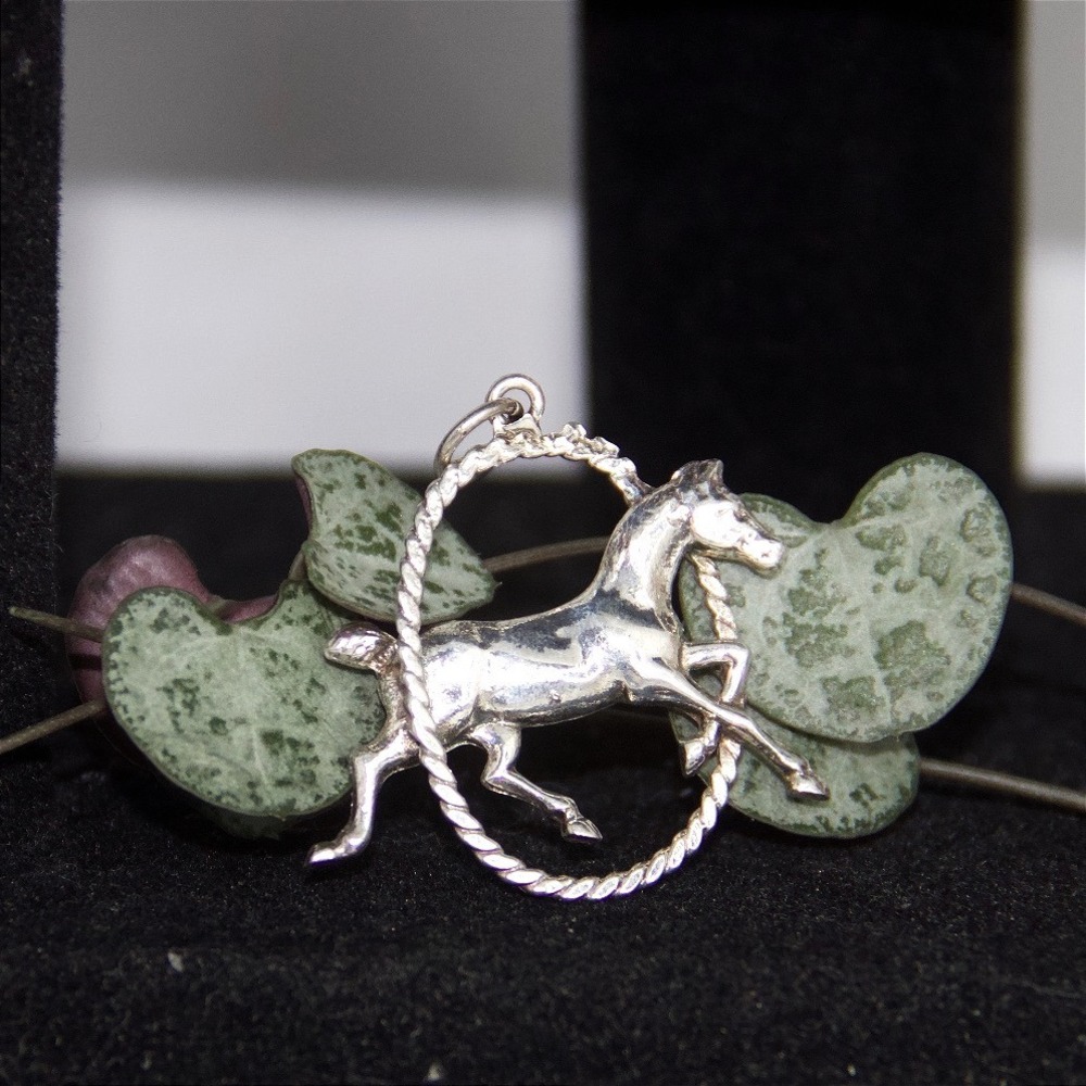 925 Sterling Silver Galloping Horse Jumping Through Hoop Pendant Charm
